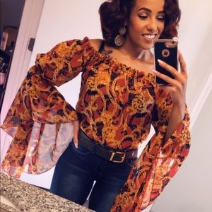 Off shoulder baroque print flowy top